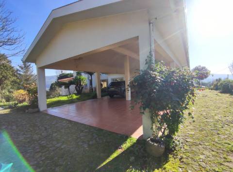 Moradia isolada T3 em Ossela, Oliveira de Azeméis