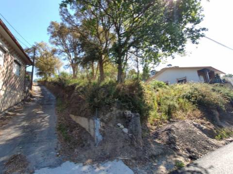Terreno Urbano em Sanguedo, Santa Maria da Feira