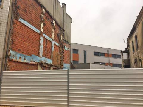 Terreno no centro de Ovar