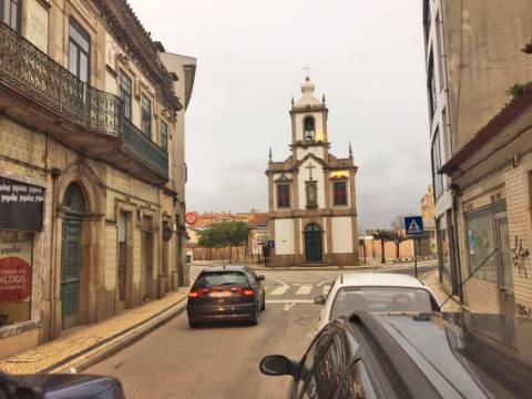 Terreno no centro de Ovar