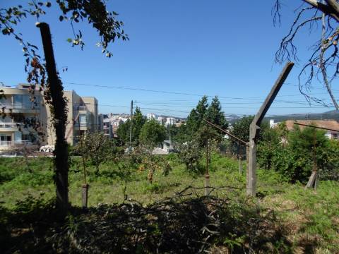Terreno no centro de São João da Madeira