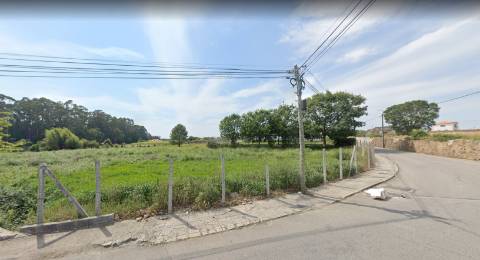 Terreno em Idanha, Espinho