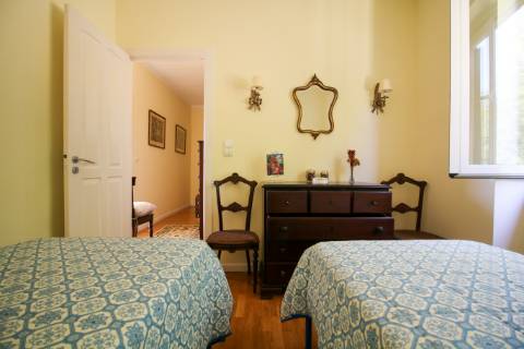 Moradia recuperada com fantástico espaço exterior em Oliveira de Azeméis