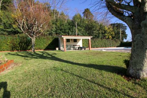 Moradia recuperada com fantástico espaço exterior em Oliveira de Azeméis