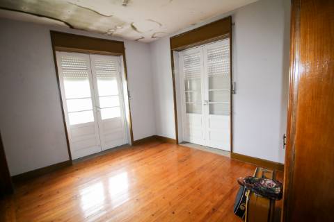 Moradia T5 em São João da Madeira