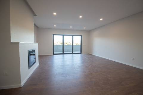 Apartamento Novo T2+1 em Oliveira de Azeméis