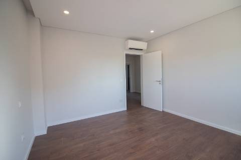 Apartamento Novo T2+1 em Oliveira de Azeméis