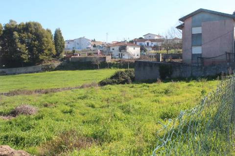 Terreno Urbano em Arrifana