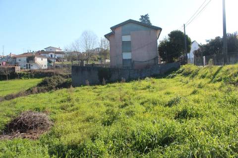 Terreno Urbano em Arrifana