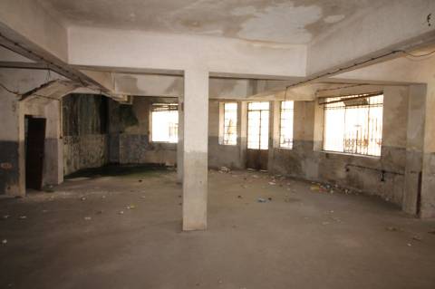 Casa de habitação e comércio em São João da Madeira