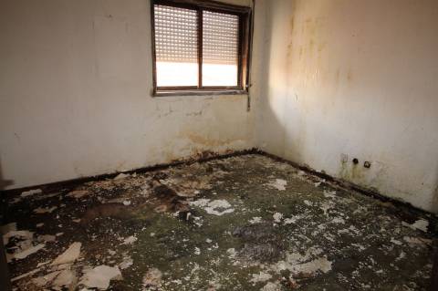 Casa de habitação e comércio em São João da Madeira