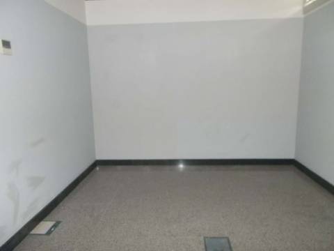 Loja em Cortegaça, Ovar