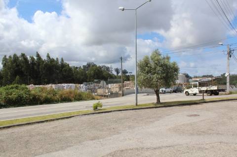 Terreno com 6.579 m2 em São Paio de Oleiros