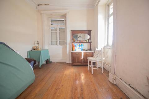 Moradia Isolada T7 em Cucujães