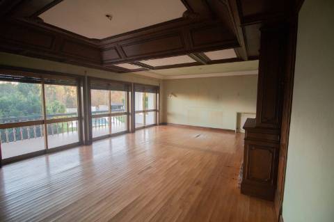 Moradia Isolada T4 em Canedo, Santa Maria da Feira