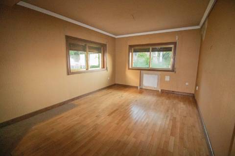 Moradia Isolada T4 em Canedo, Santa Maria da Feira