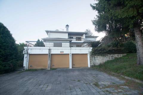 Moradia Isolada T4 em Canedo, Santa Maria da Feira