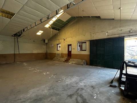 Armazém em São Martinho da Gândara, Oliveira de Azeméis