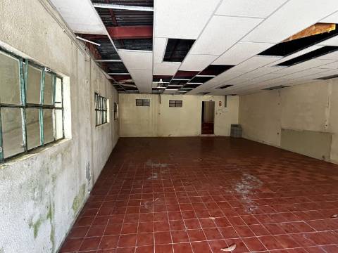 Armazém em São Martinho da Gândara, Oliveira de Azeméis