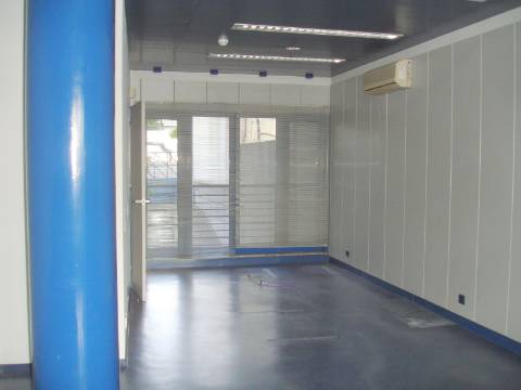 Edifício de Escritórios / Atividade industrial / Armazém em Cortegaça