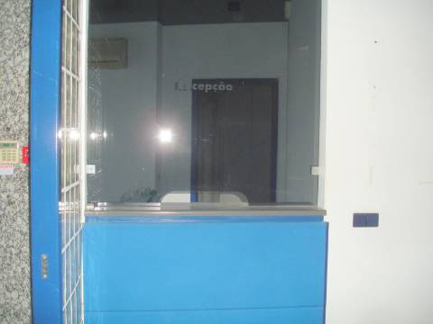 Edifício de Escritórios / Atividade industrial / Armazém em Cortegaça