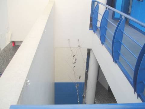 Edifício de Escritórios / Atividade industrial / Armazém em Cortegaça