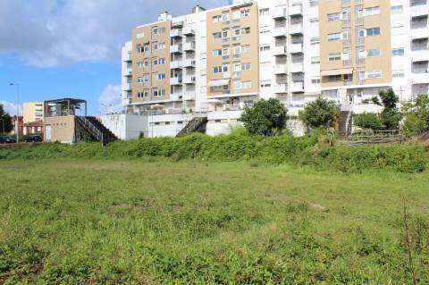 Lotes de terreno para construção em altura em São João da Madeira