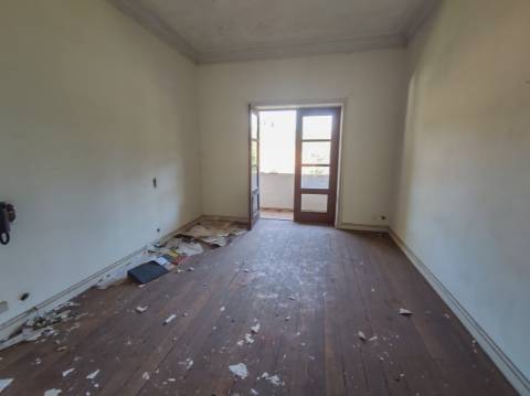 Moradia Isolada T5 em São Paio de Oleiros, Santa Maria da Feira