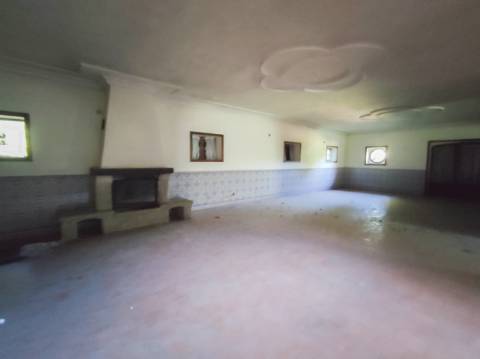 Moradia Isolada T5 em São Paio de Oleiros, Santa Maria da Feira