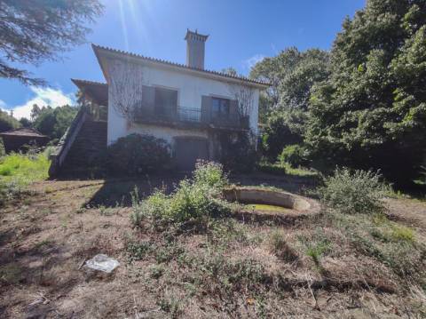 Moradia Isolada T5 em São Paio de Oleiros, Santa Maria da Feira