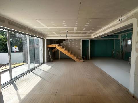 Moradia T3 em São João da Madeira - Renovada