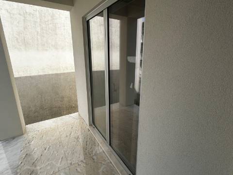 Moradia T3 em São João da Madeira - Renovada