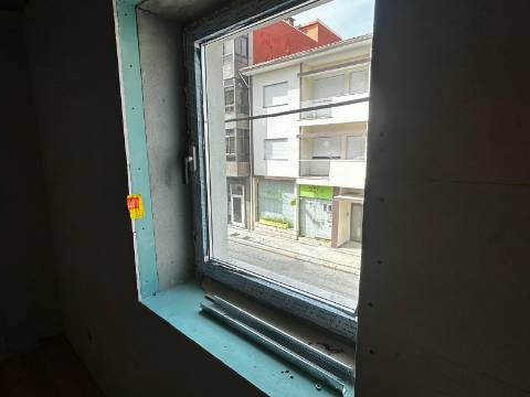 Moradia T3 em São João da Madeira - Renovada