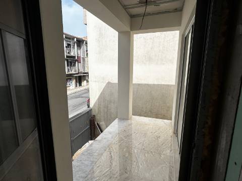 Moradia T3 em São João da Madeira - Renovada