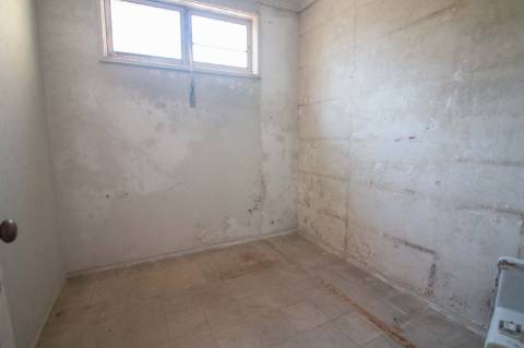 Quinta com 2 casas e 5 lotes de terreno em São João da Madeira