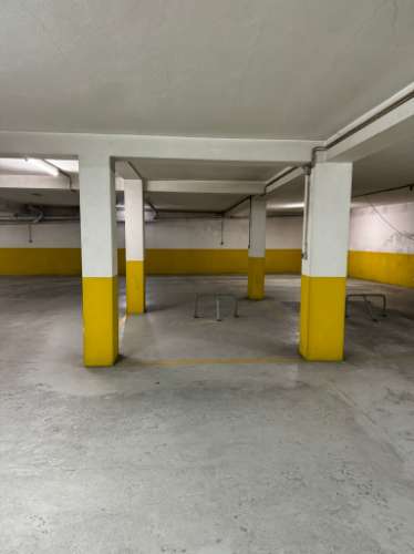 Lugares de garagem no centro de São João da Madeira
