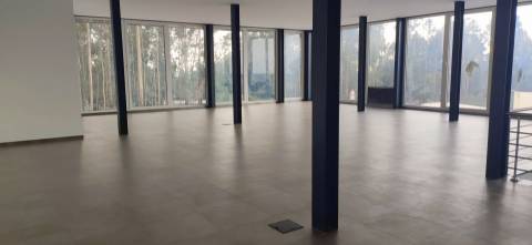 ARMAZÉM INDUSTRIAL NOVO LOUROSA