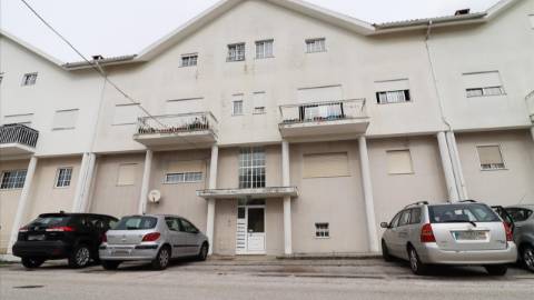 Apartamento T1 em Aradas