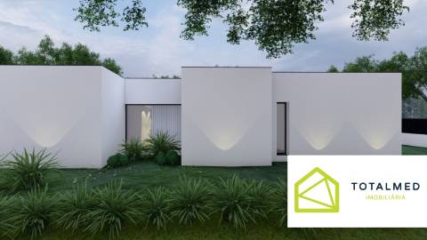 Terreno com benfeitoria em Cacia