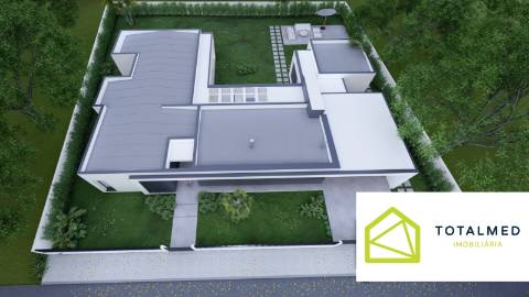 Terreno com benfeitoria em Cacia