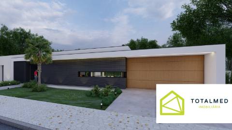 Terreno com benfeitoria em Cacia