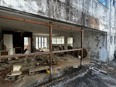 Armazém em Macieira de Cambra, Aveiro