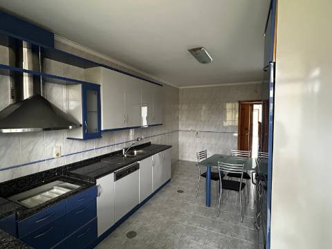 Apartamento T3 em São Roque