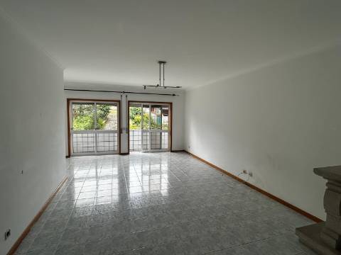Apartamento T3 em São Roque