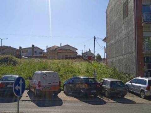 Moradia T4 em Albergaria-a-Velha