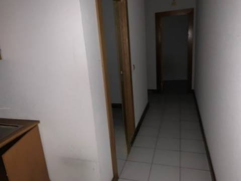 Loja em Santa Maria de Lamas