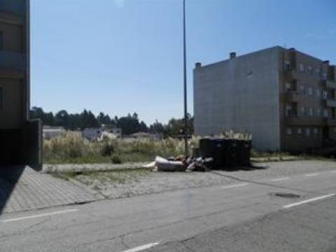 Terreno Urbano em São João de Ver