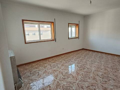 Apartamento T2 em Oliveira de Azeméis