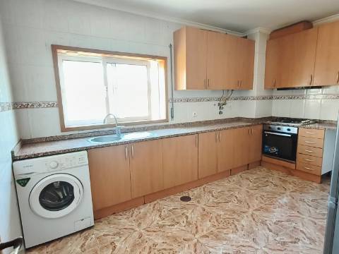 Apartamento T2 em Oliveira de Azeméis