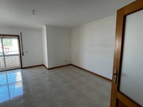 Apartamento T3 em Oliveira de Azeméis